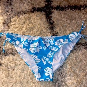 cute bathing suit bottoms size L